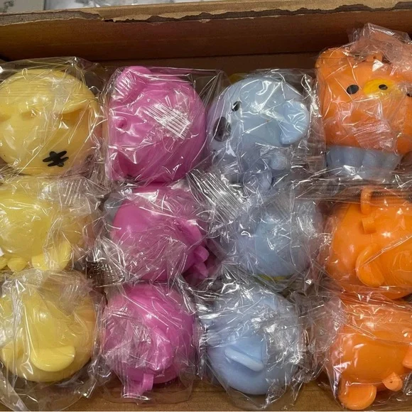 Squishy’s like stress balls - Picture 4 of 9